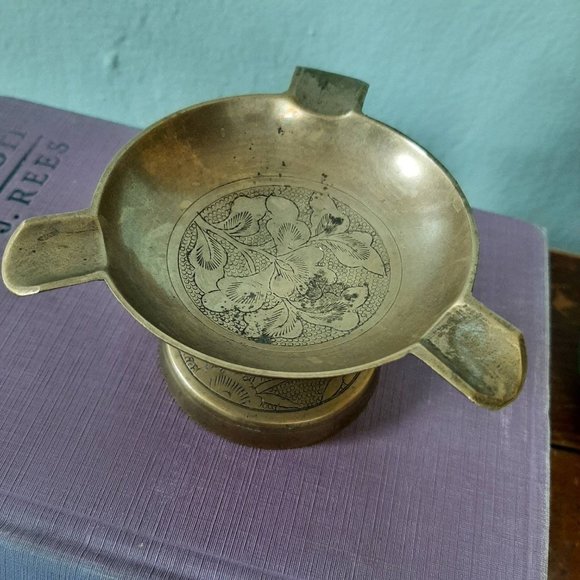 Vtg Small Carved Brass Pedestal Ashtray Personal Smoking Dish 2"